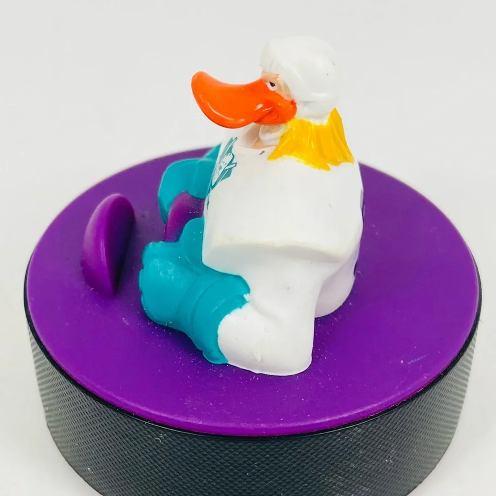 Vintage Mighty Ducks McDonald’s Nosedive Hockey Puck Figure Toy 1996